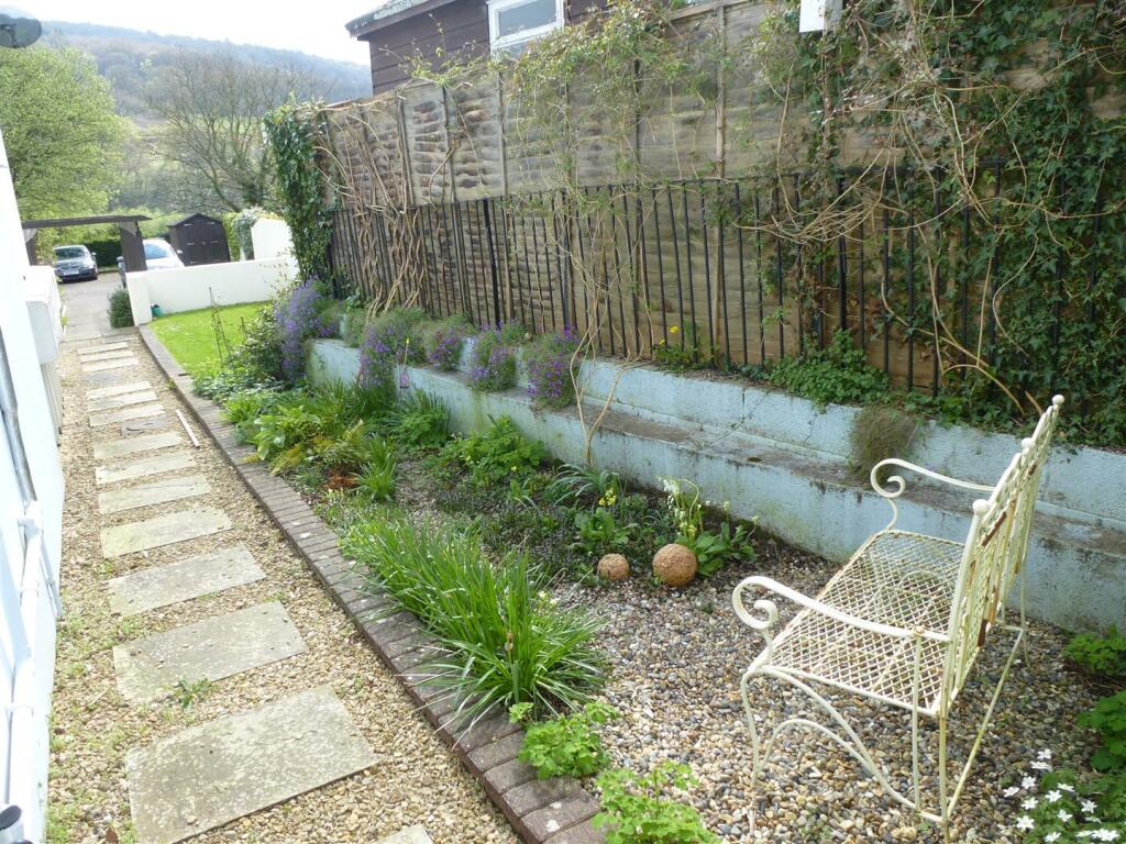 Side Garden.JPG