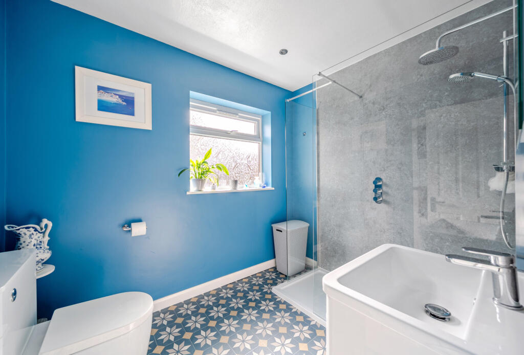 1327201-16-68820d...