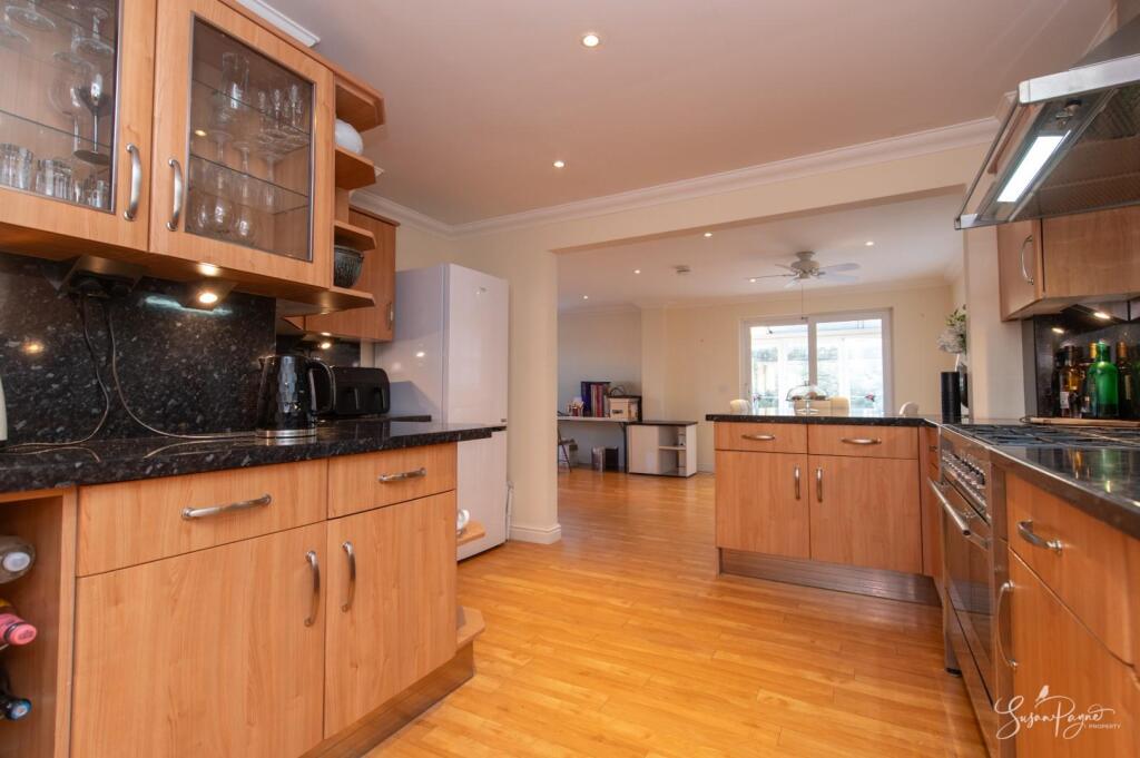 Open Plan Living and Kitchen