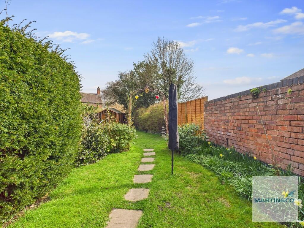 CAM03663G0-PR0133...