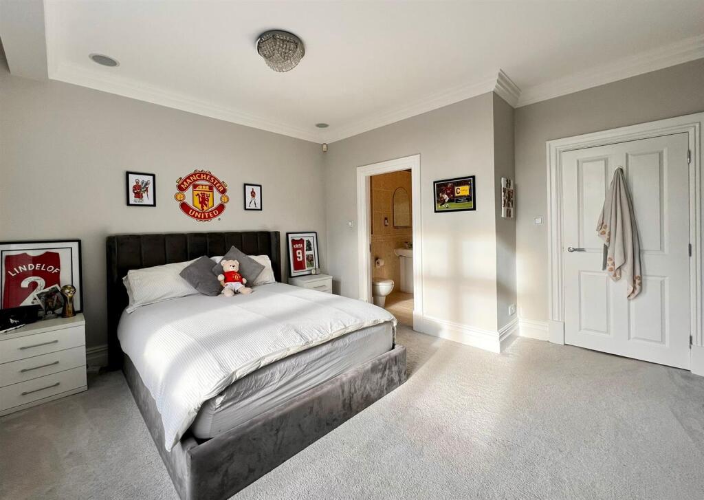 WhatsApp Image 2022-02-03 at 1.49.39 PM.jpeg