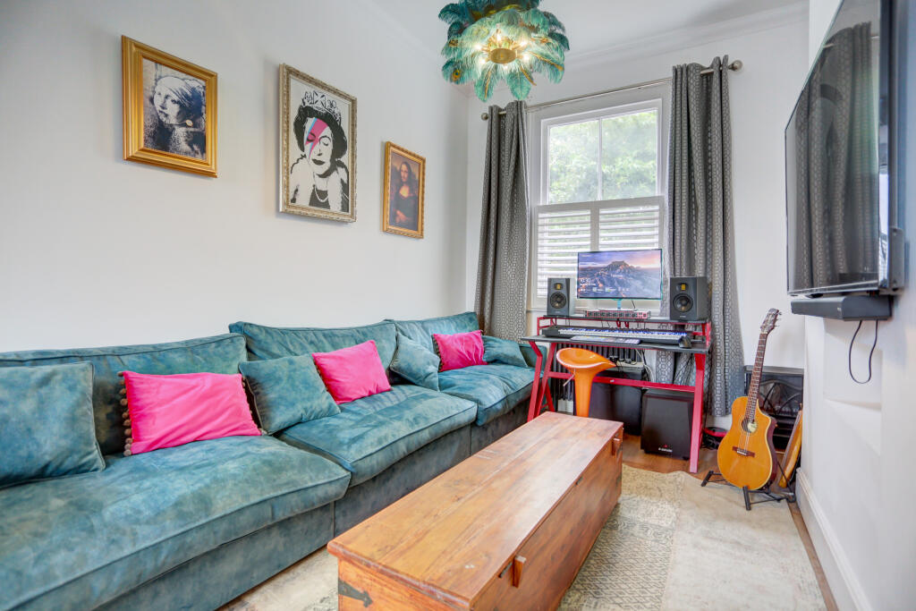 loungearea2