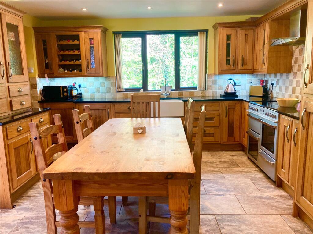 Kitchen/ Breakfast
