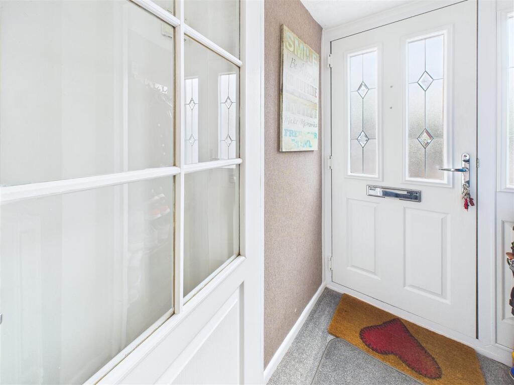 Waverley Lane, Burton-on-Trent (5).jpg