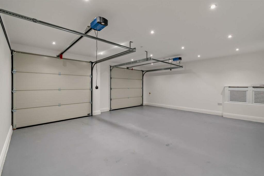 8629922-interior36-800.jpg