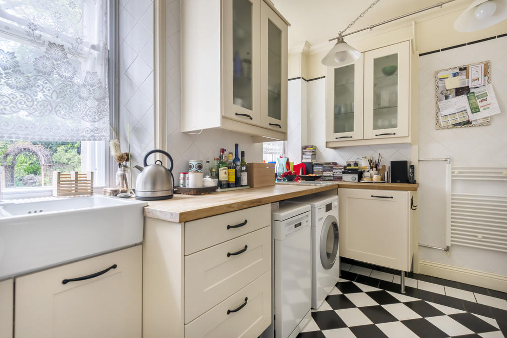 Fitted Kitchen