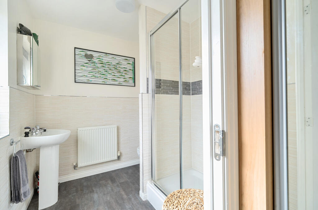 1345893-16-68b5e8...