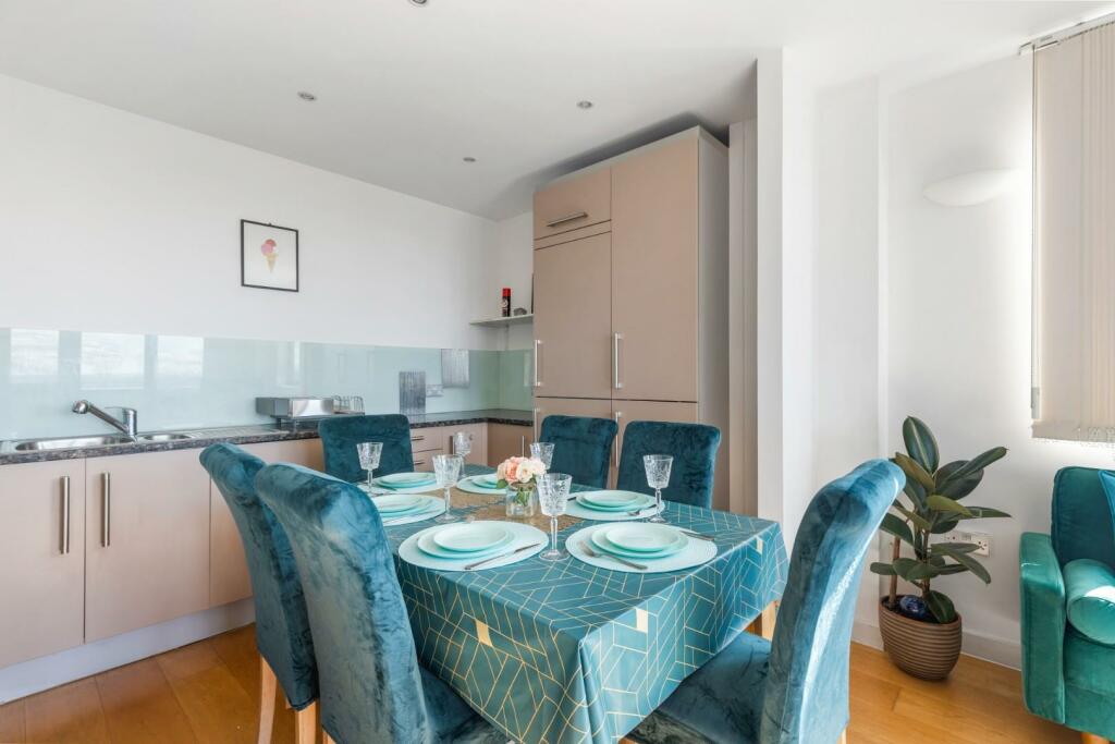 Kelday Heights E1 2PW-No Watermark-11.jpg