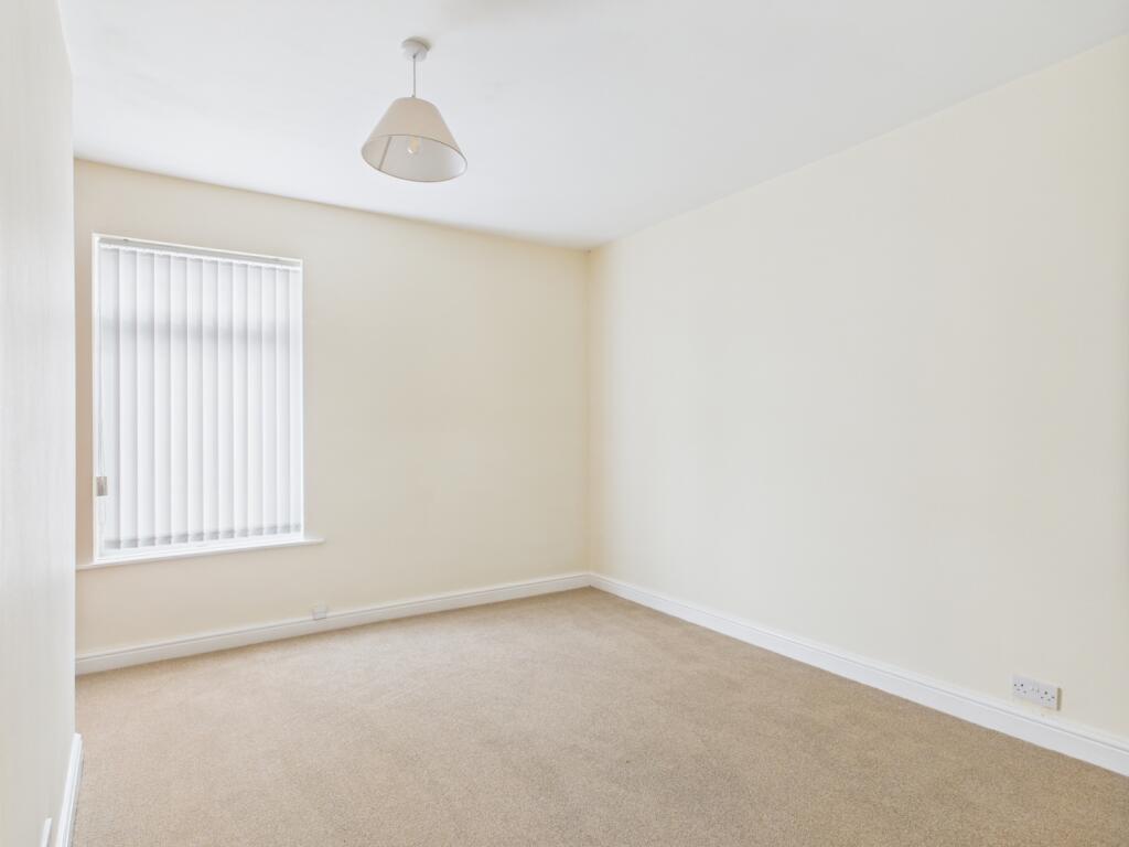 CAM03062G0-PR0179-STILL007