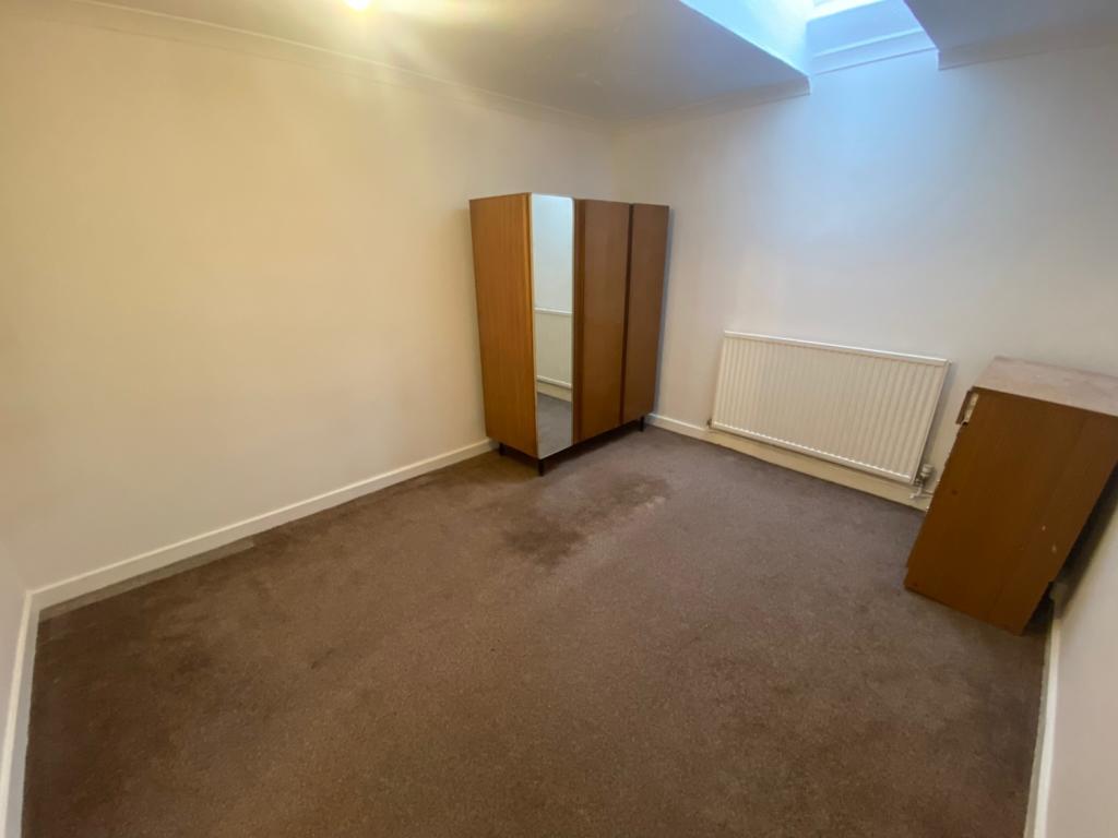 Bedroom (2)