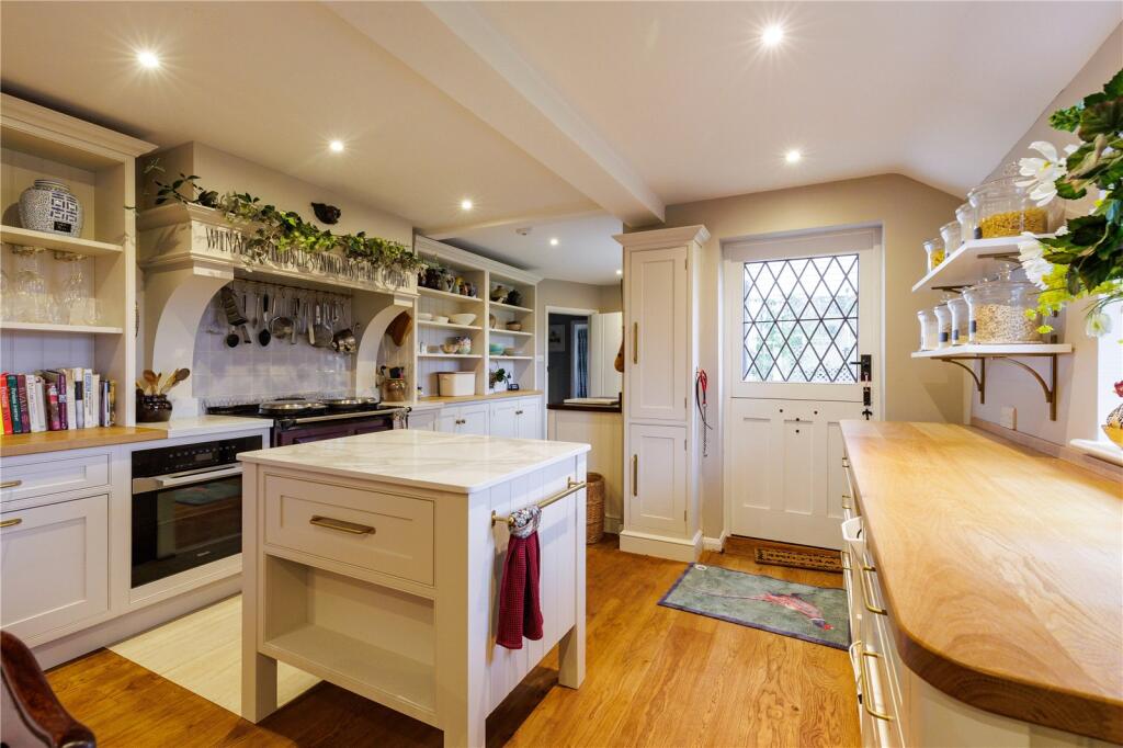Kitchen/Breakfast