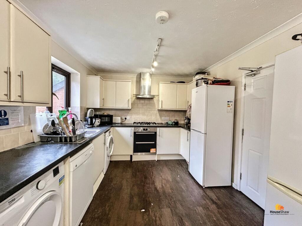 Communal Kitchen