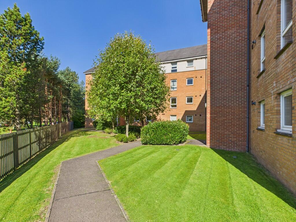 CAM05526G0-PR0039...