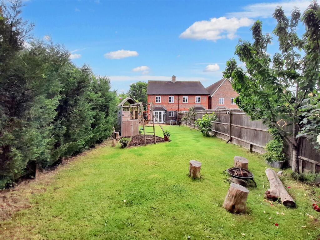 Rear garden 3 new.jpg