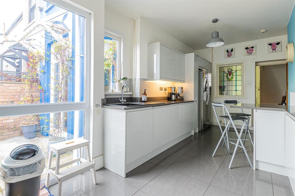 Princes Street 37-25.jpg