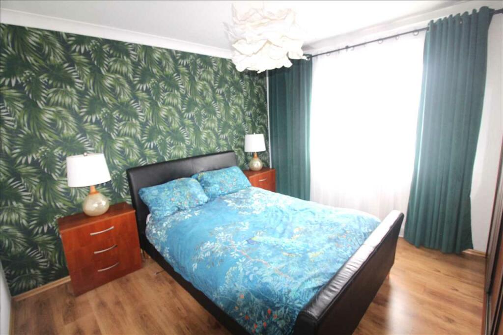 BEDROOM ONE 1110 x