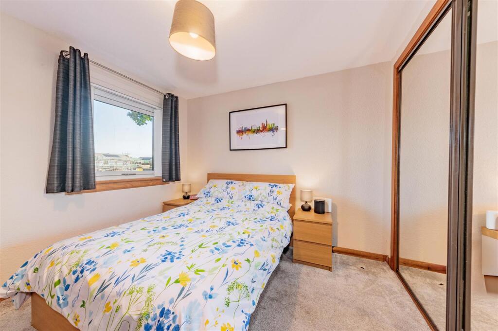 2 West School Road Dundee-11.JPG