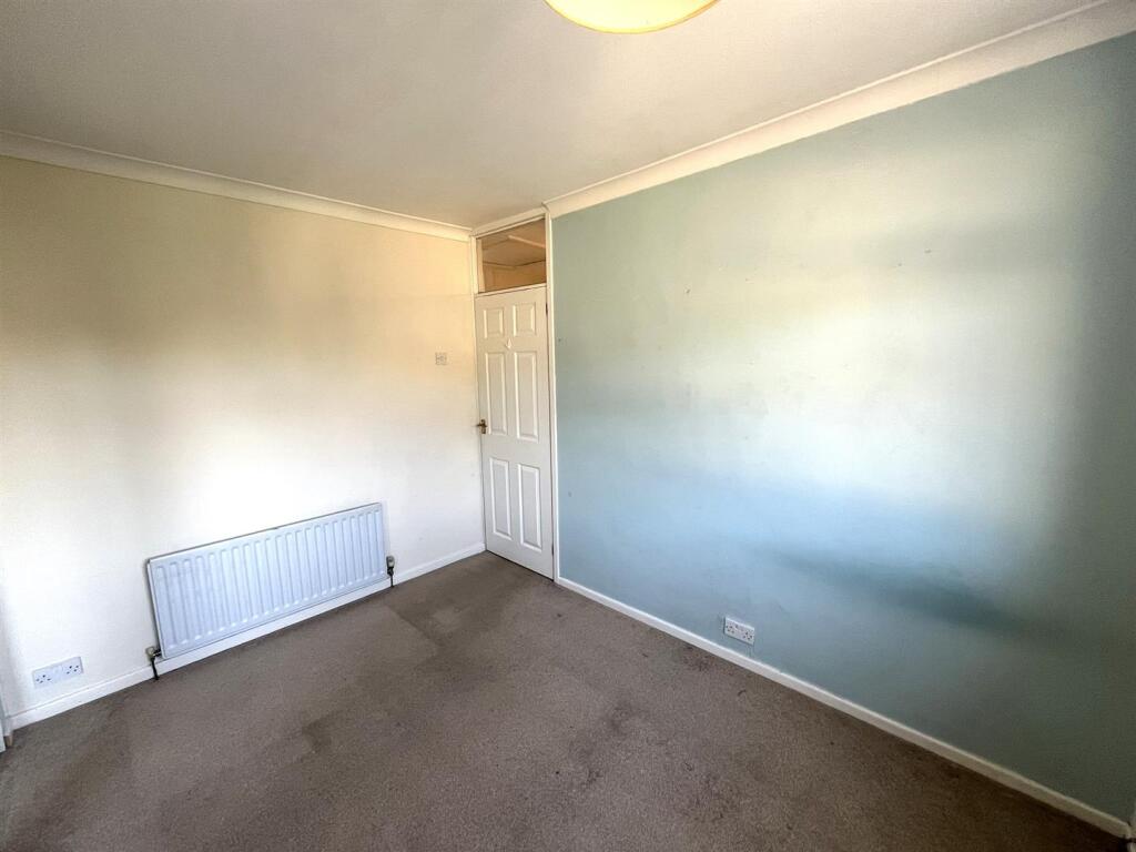 Rutherglen Avenue, Whitley - Bedroom