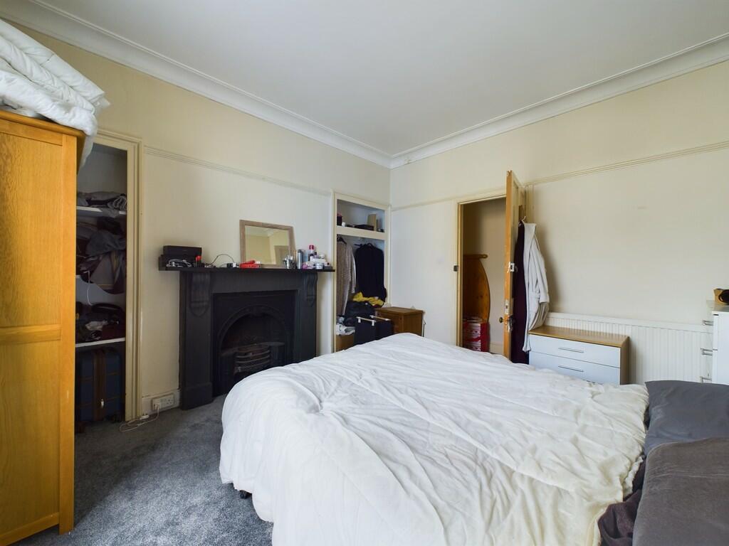 CAM02089G0-PR0337...