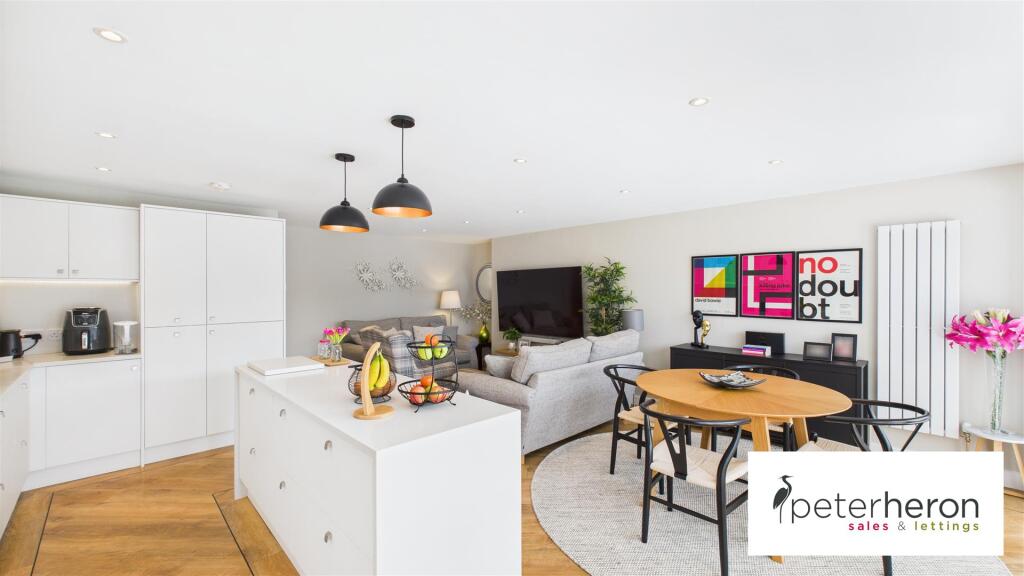 Open Plan Kitchen/Dining and Family Area