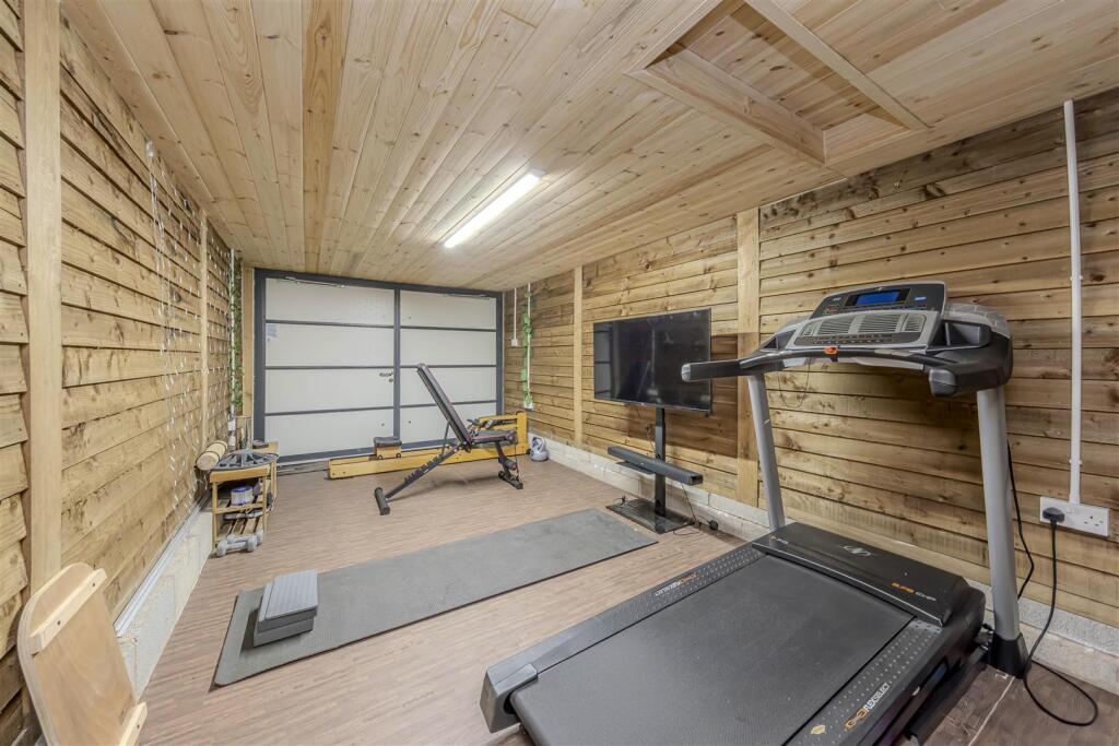 Garage Gym