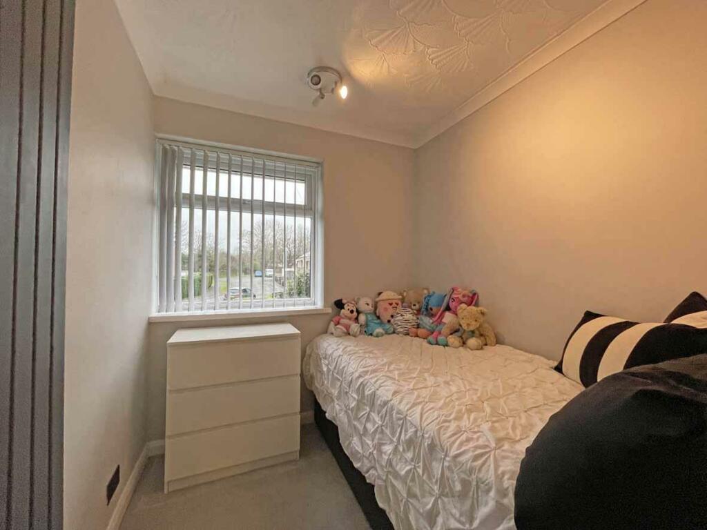 Chelson Gardens 29 Bed 3.jpg