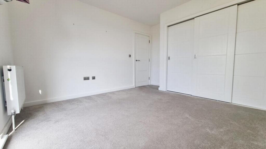 Rear Bedroom