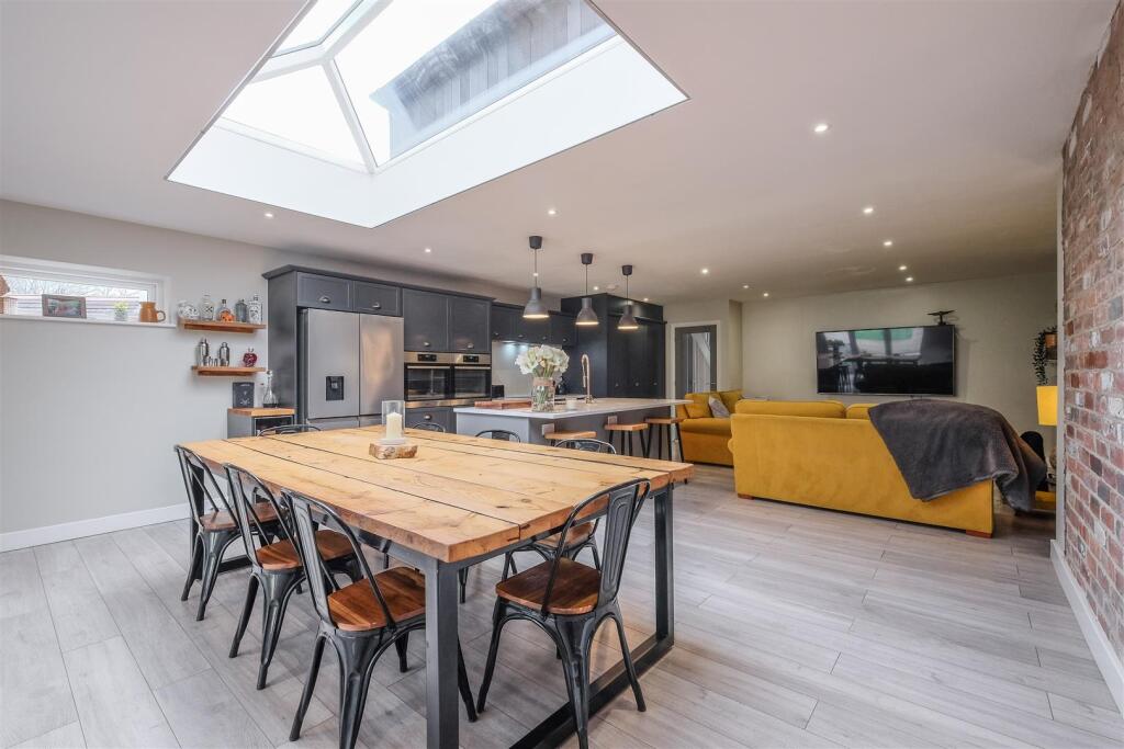 Open Plan second reception/kitchen /diner