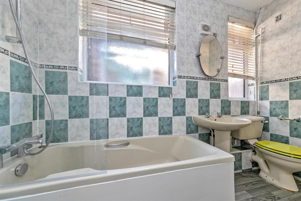 403HatfieldRoad-16.jpg