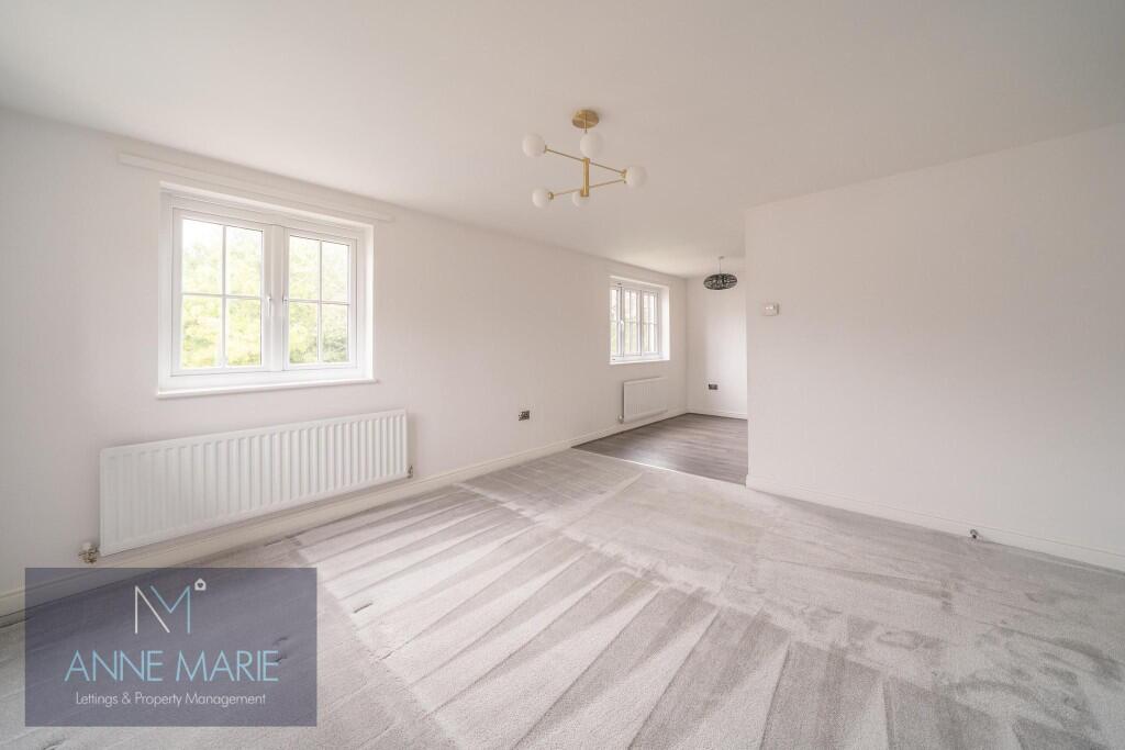 Tatton Place, Macclesfield, Cheshire, SK10