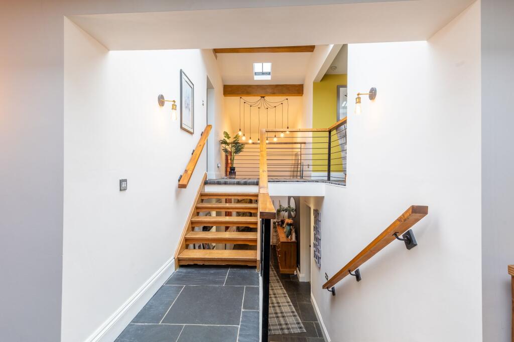 Ground Floor | Entrance Hall