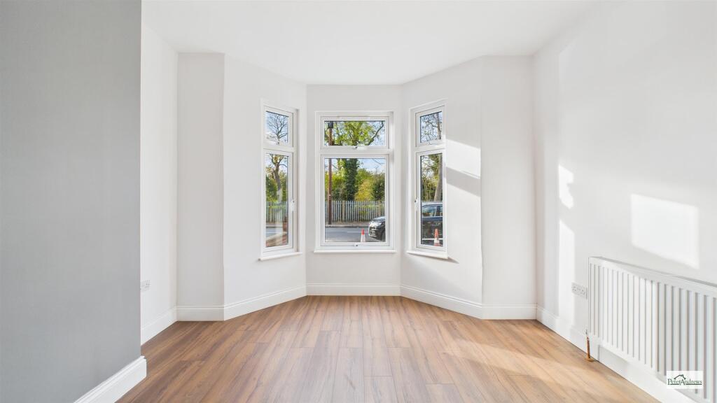 South Park Drive, Ilford