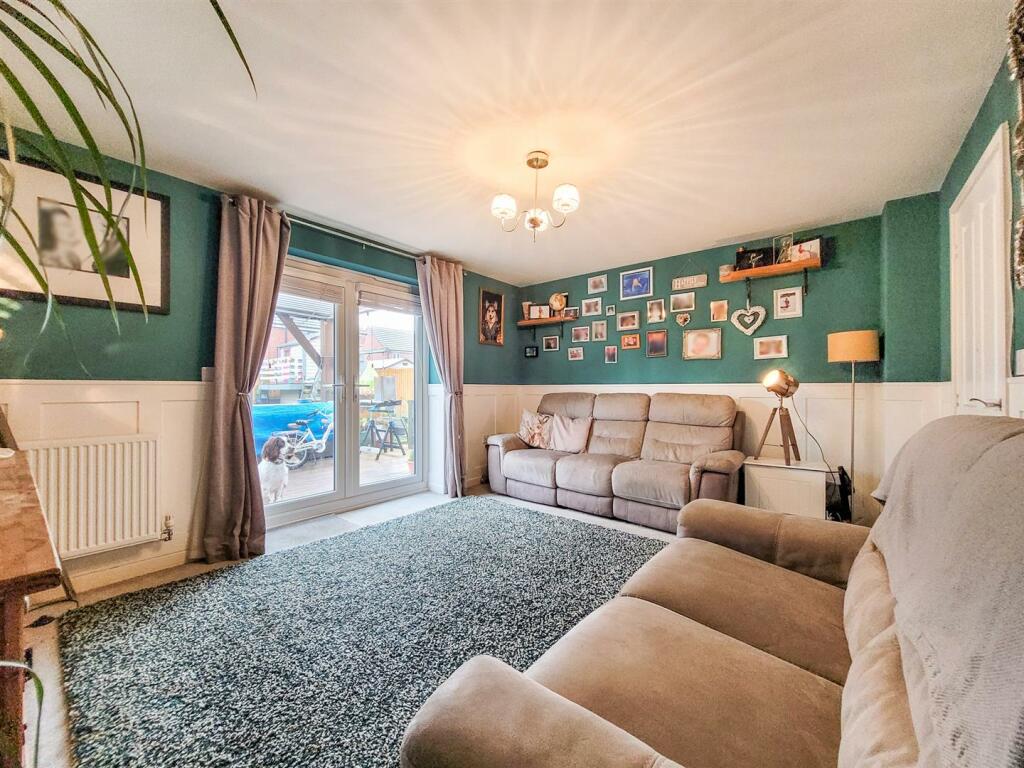 Rear lounge