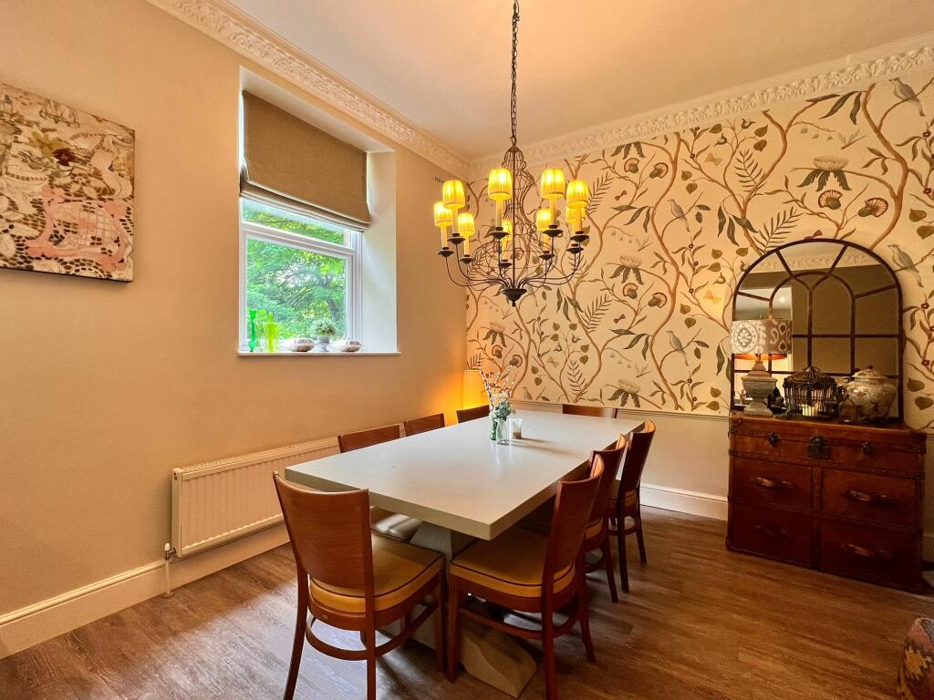 OPEN PLAN LIVING DINING KITCHEN