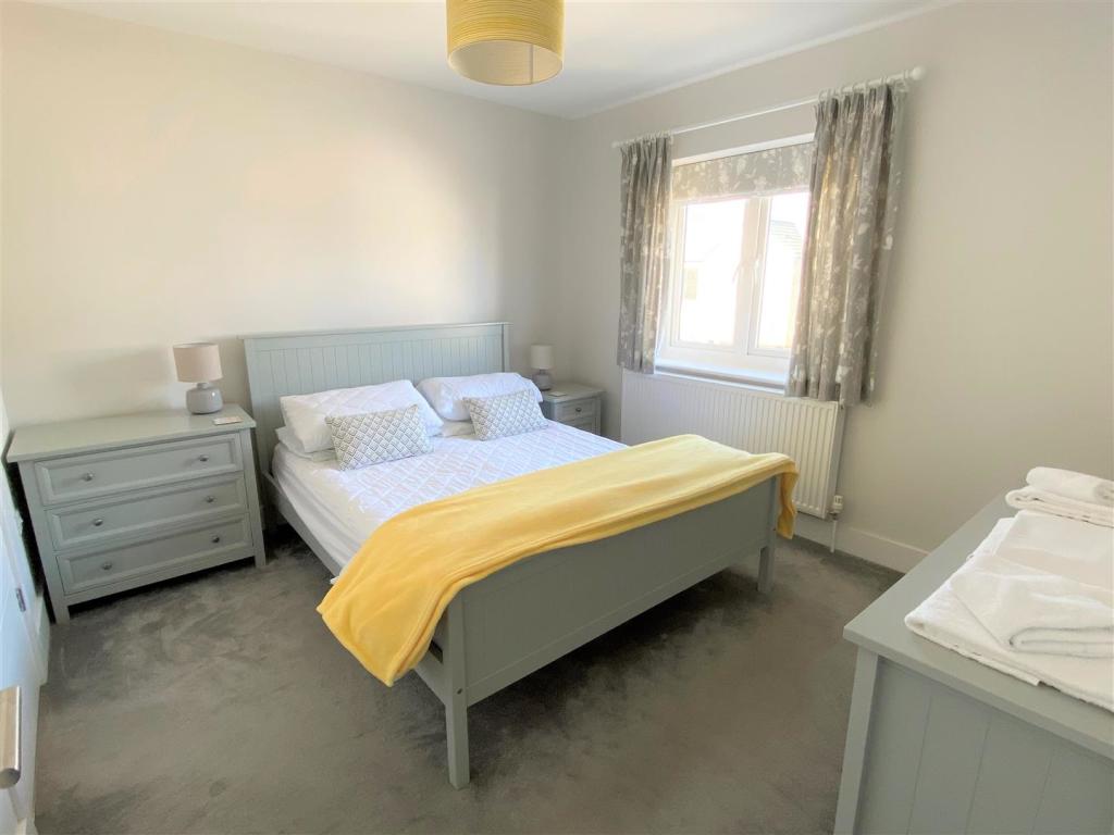 6 Kelsey Drive Bedroom 1