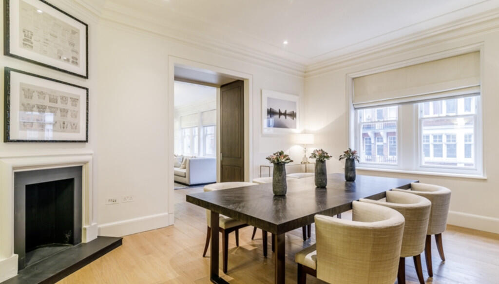 Screenshot 2025-1...