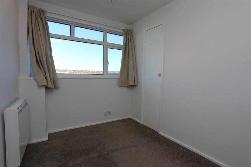 42 Berriedale House (7).JPG