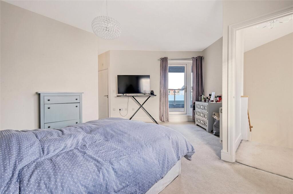 Principal Bedroom