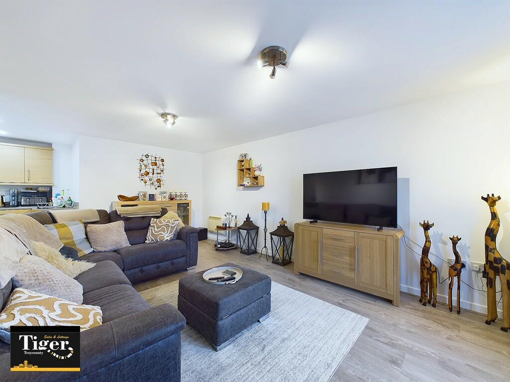 CAM03440G0-PR0219...