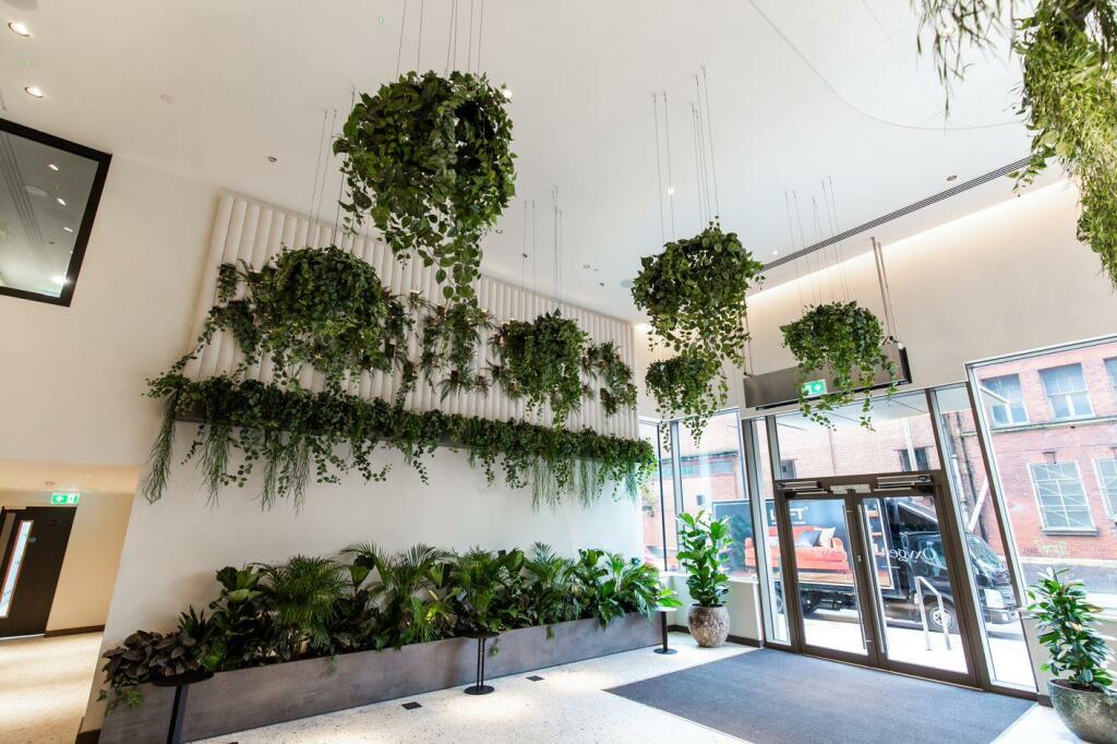 Lobby 3.jpg