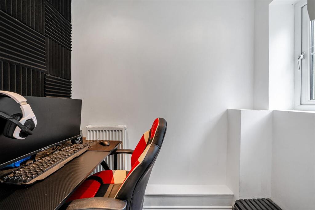 Office/W/C