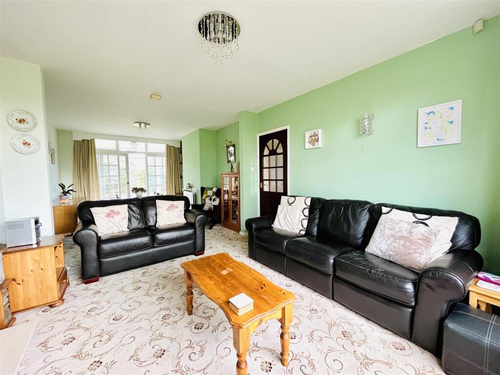 Living Area Aspect 2