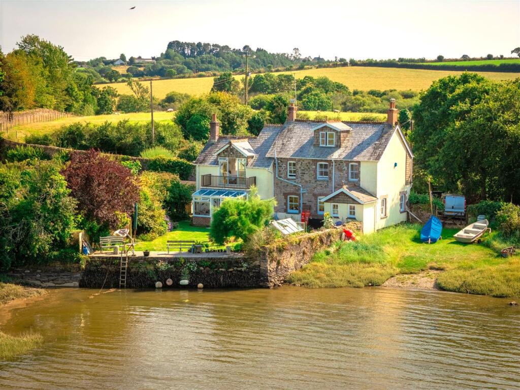 Parry Parry Quay cottage Slatermill Drone-4 - Copy