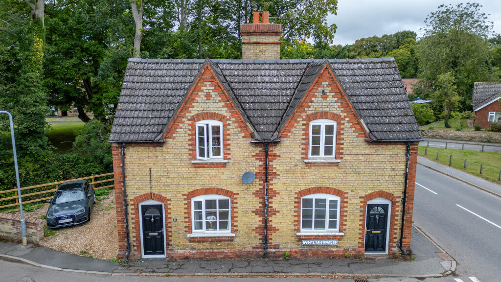 25 Vicarage Lane-12 T202508270902.jpg