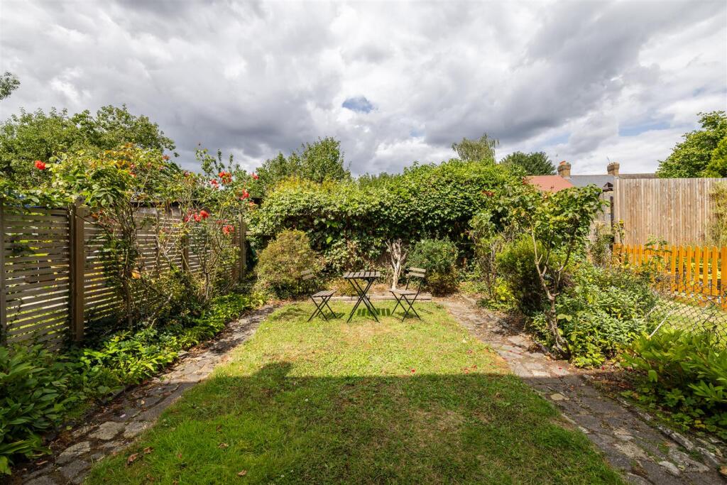 Brettenham Road, E17