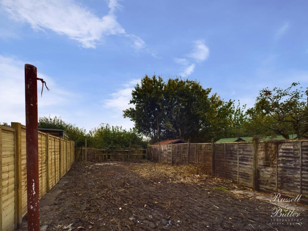 CAM01995G0-PR0218-STILL009