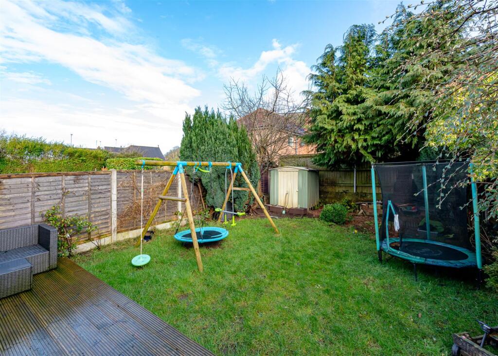 63 Meadow Lane-External.jpg