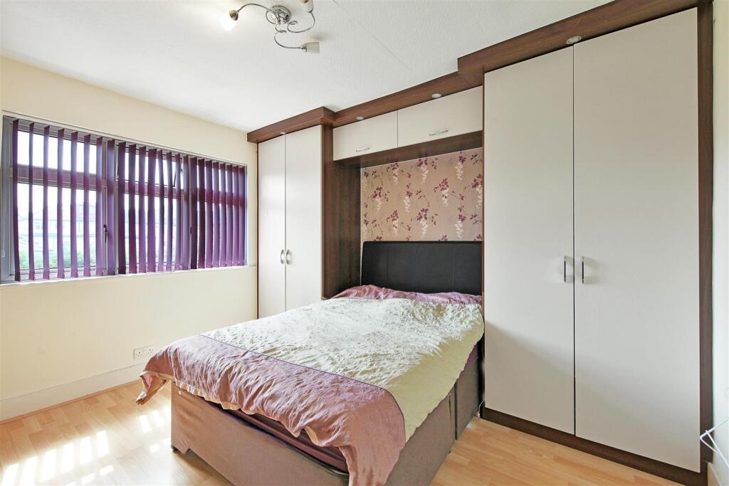 95 Carlton Avenue West - d4LMPbOZXmC6fcqPewFh.jpg