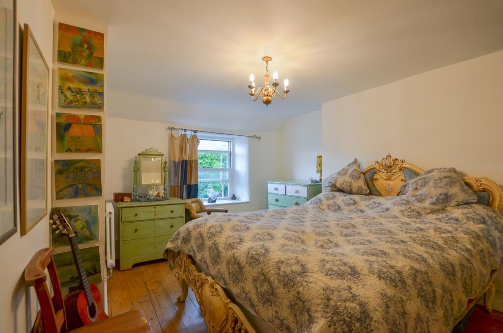 To Book A Viewing Call TPS Lostwithiel on 01208 87