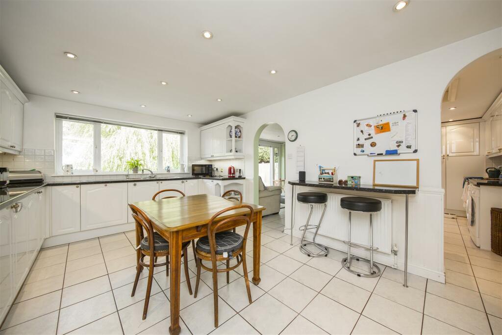 Kitchen Breakfast Room